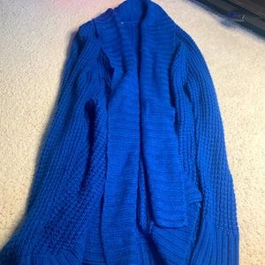 Kentucky blue sweater